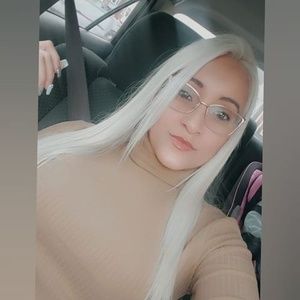 Meet your Posher, Velez